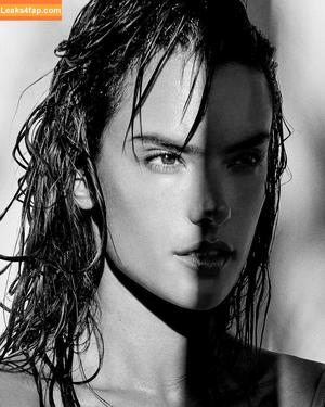Alessandra Ambrosio photo #1906