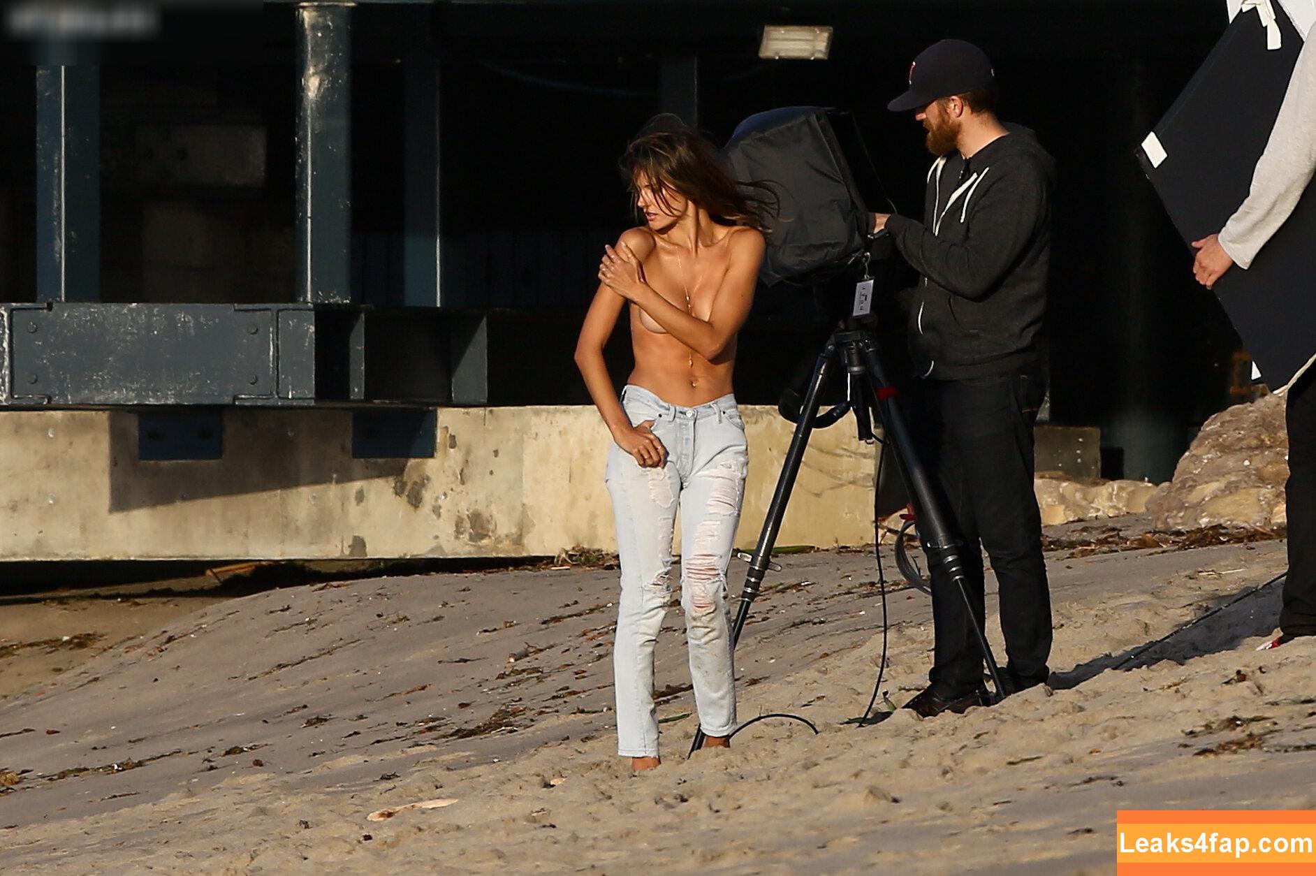 Alessandra Ambrosio / aleambrosio / alelovesanja / alessandraambrosio leaked photo photo #2033
