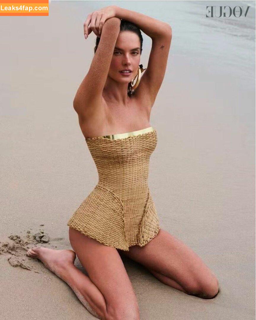 Alessandra Ambrosio / aleambrosio / alelovesanja / alessandraambrosio leaked photo photo #2333