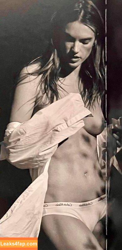 Alessandra Ambrosio / aleambrosio / alelovesanja / alessandraambrosio leaked photo photo #2472