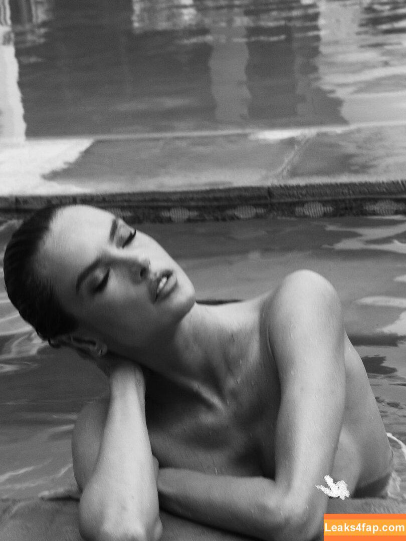 Alessandra Ambrosio / aleambrosio / alelovesanja / alessandraambrosio leaked photo photo #2708