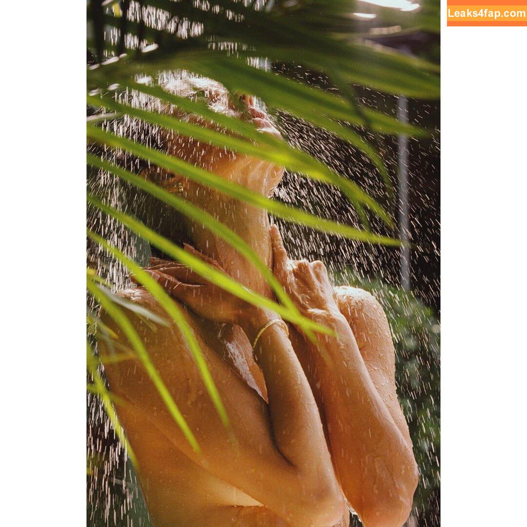 Alessandra Ambrosio / aleambrosio / alelovesanja / alessandraambrosio leaked photo photo #2732