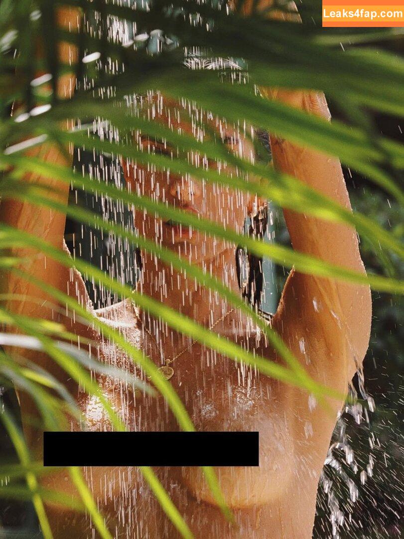 Alessandra Ambrosio / aleambrosio / alelovesanja / alessandraambrosio leaked photo photo #2744