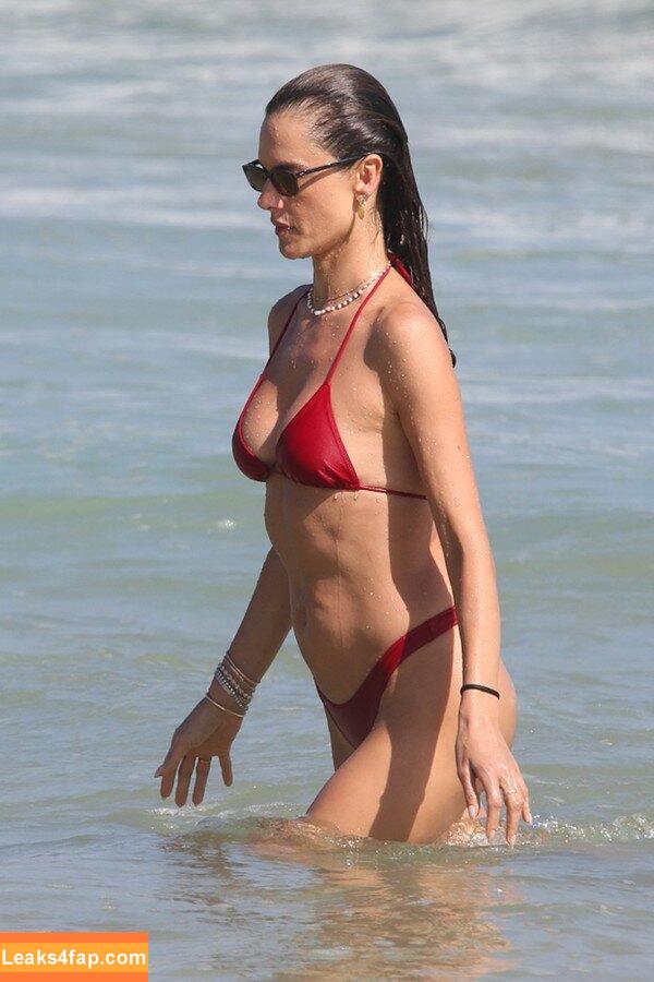 Alessandra Ambrosio / Alessandra / aleambrosio / alelovesanja / alessandraambrosio / https: leaked photo photo #2787