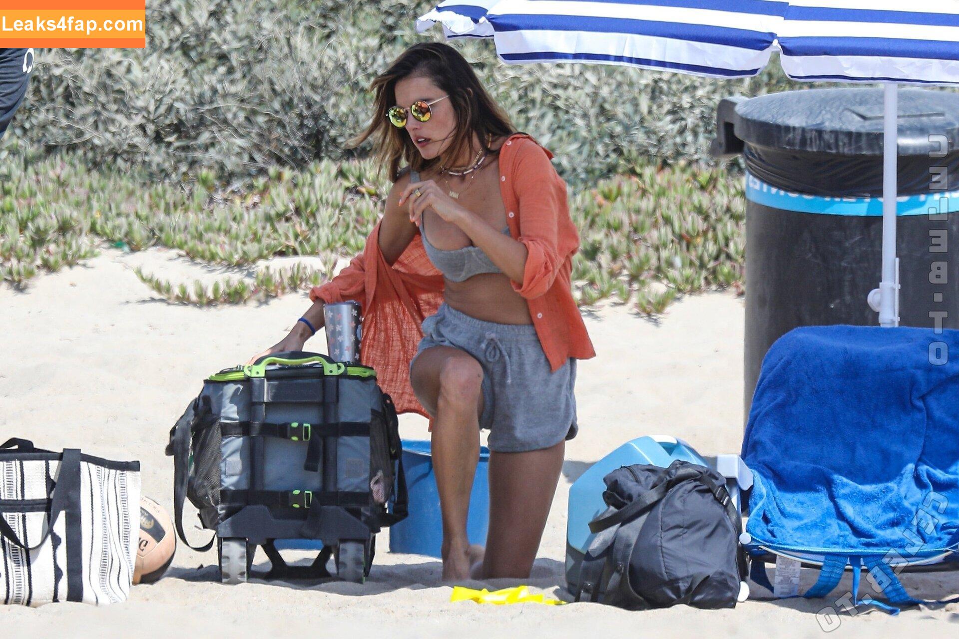 Alessandra Ambrosio / Alessandra / aleambrosio / alelovesanja / alessandraambrosio / https: leaked photo photo #2851