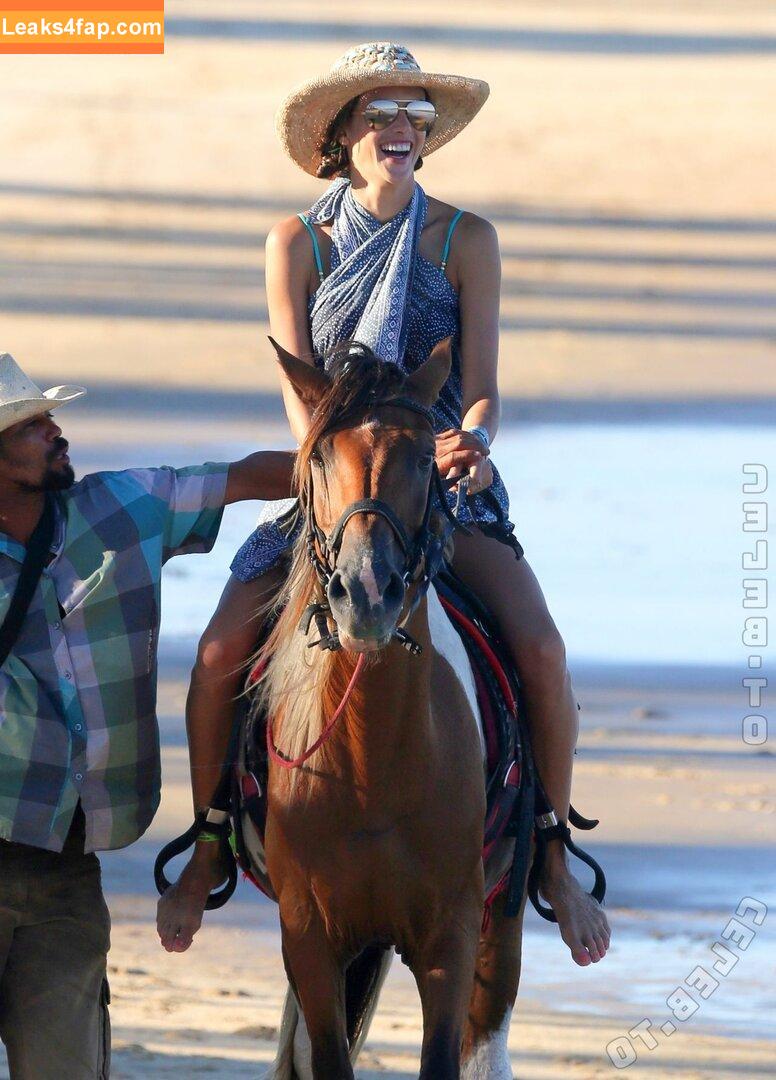 Alessandra Ambrosio / Alessandra / aleambrosio / alelovesanja / alessandraambrosio / https: leaked photo photo #2952