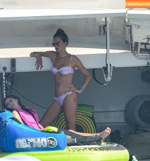 Alessandra Ambrosio photo #2012