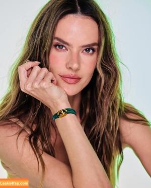 Alessandra Ambrosio photo #2114