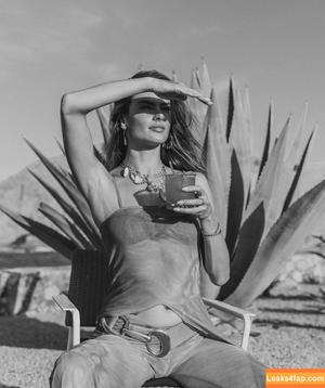 Alessandra Ambrosio photo #2666