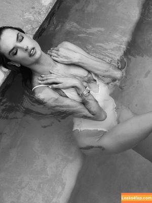 Alessandra Ambrosio photo #2711