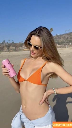 Alessandra Ambrosio photo #2720