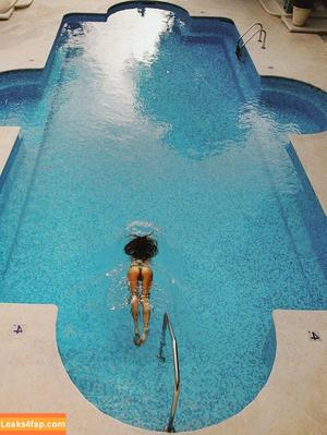 Alessandra Ambrosio photo #2741