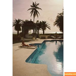 Alessandra Ambrosio photo #2754