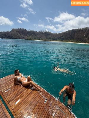 Alessandra Ambrosio photo #2842