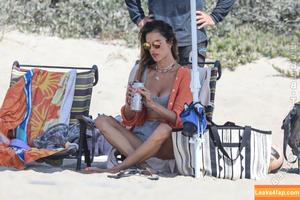 Alessandra Ambrosio photo #2852