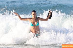 Alessandra Ambrosio photo #2968