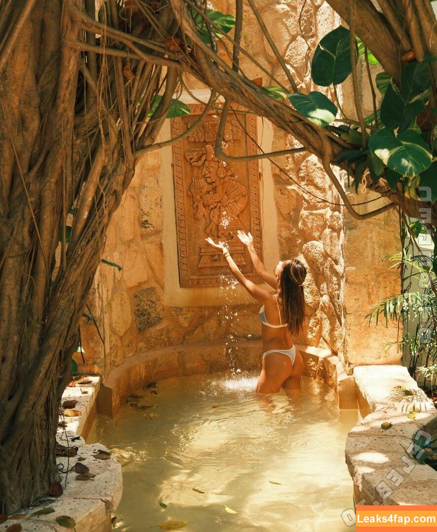 Alessandra Ambrosio / Alessandra / aleambrosio / alelovesanja / alessandraambrosio / https: leaked photo photo #3124