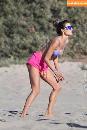 Alessandra Ambrosio photo #3117