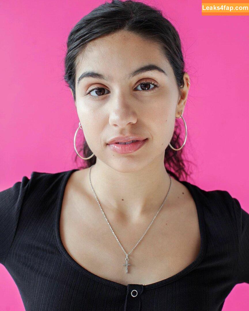 Alessia Cara / 697145310 / alessiacara / alessiasmusic leaked photo photo #0025