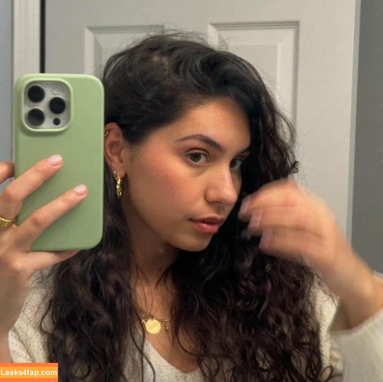 Alessia Cara / 697145310 / alessiacara / alessiasmusic leaked photo photo #0164