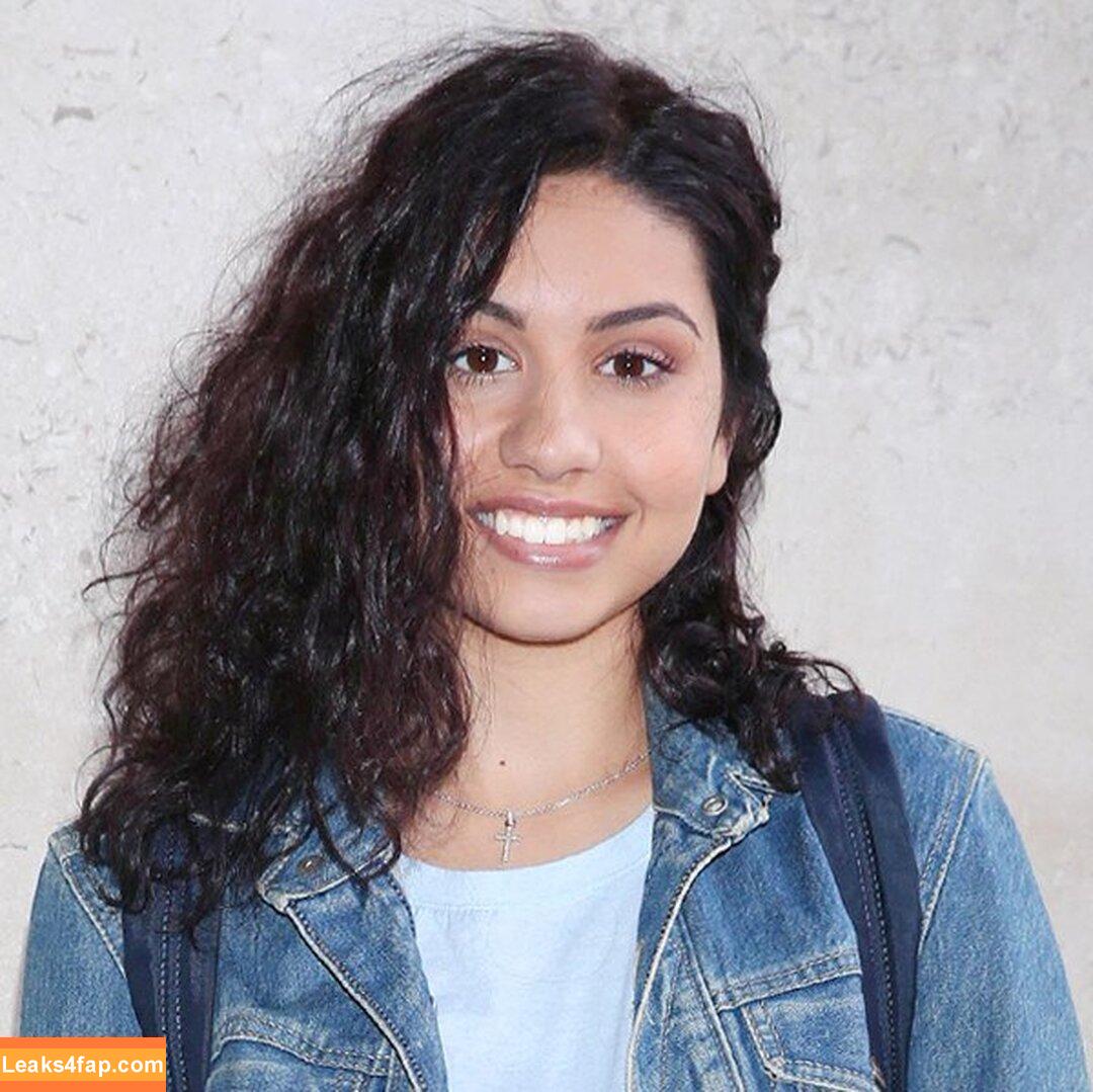 Alessia Cara / alessiacara / alessiasmusic слитое фото фото #0186