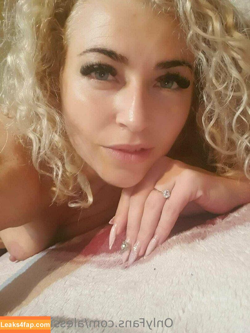 alessiuccia90 / alessiuccia__90 leaked photo photo #0016