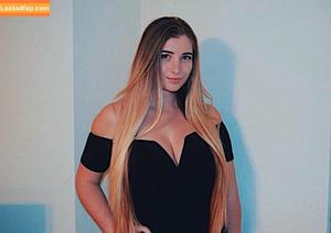 Alex B photo #0111
