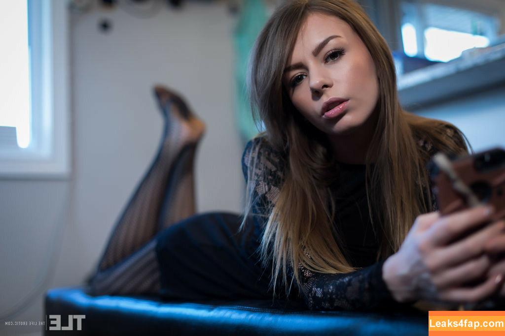 Alex Blake / alexblake420 / its_official_alexblake420 leaked photo photo #0005