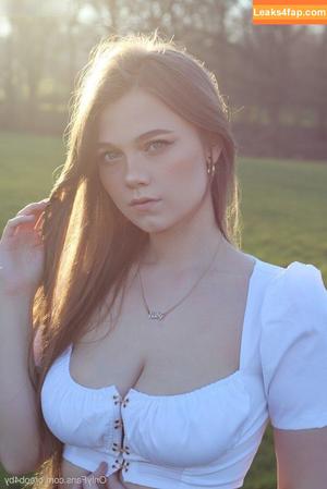 Alex Clark photo #0329