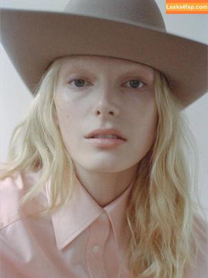 Alex Consani фото #0039