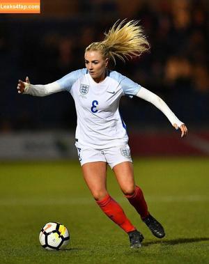 Alex Greenwood photo #0004