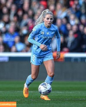 Alex Greenwood photo #0006