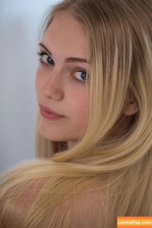 Alex Grey photo #0553