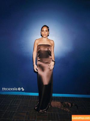 Alex Scott photo #0175