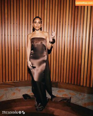 Alex Scott photo #0178