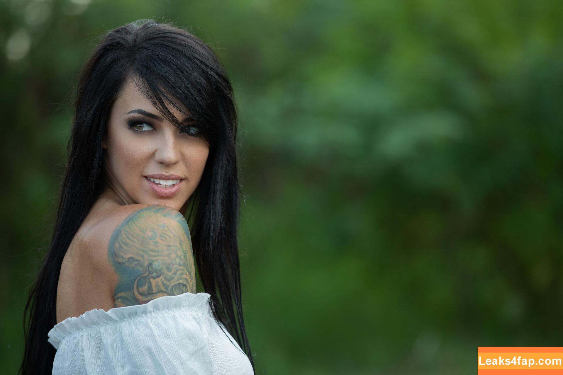 Alex Zedra / AI Fakes / Alex_zedra слитое фото фото #0076