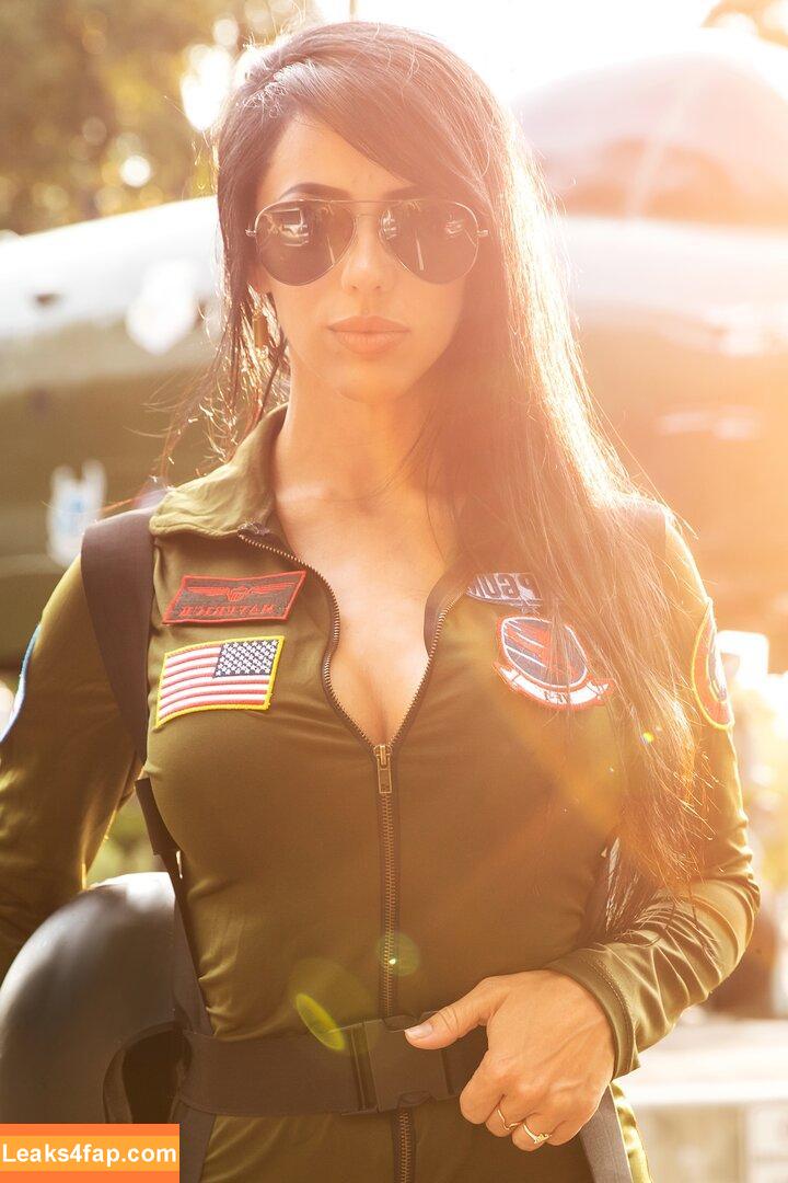 Alex Zedra / AI Fakes / Alex_zedra слитое фото фото #0135