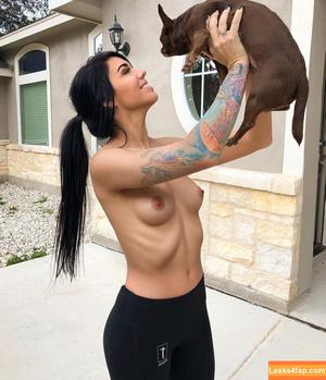Alex Zedra photo #0666
