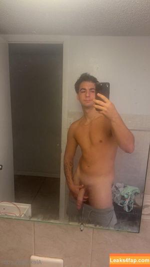 alex3legs photo #0095
