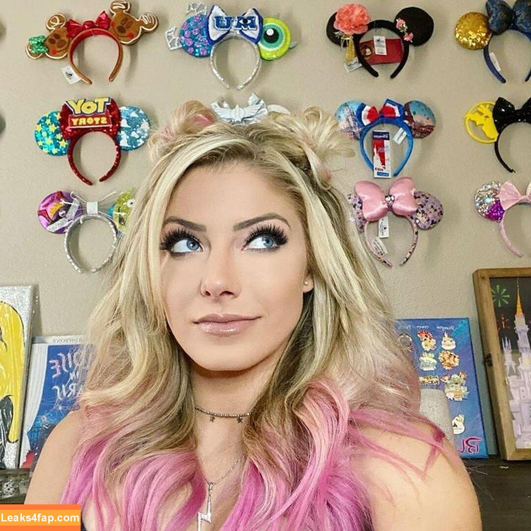 Alexa Bliss / WWE / alexa_bliss_wwe_ / alexafansite слитое фото фото #0089