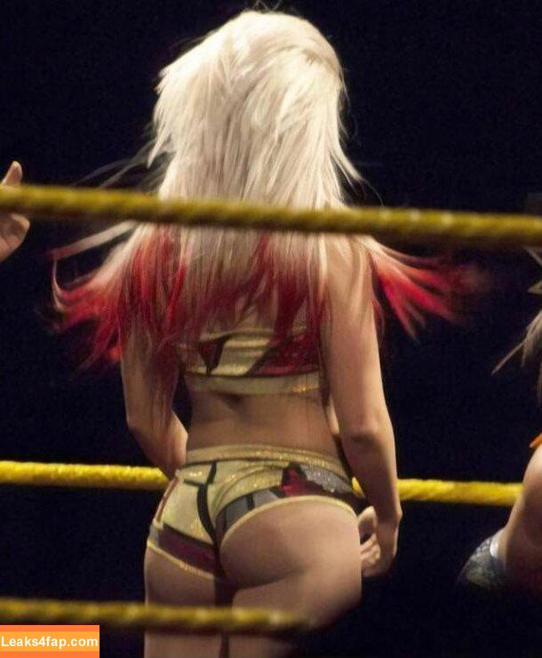 Alexa Bliss / WWE / alexa_bliss_wwe_ / alexafansite слитое фото фото #0094