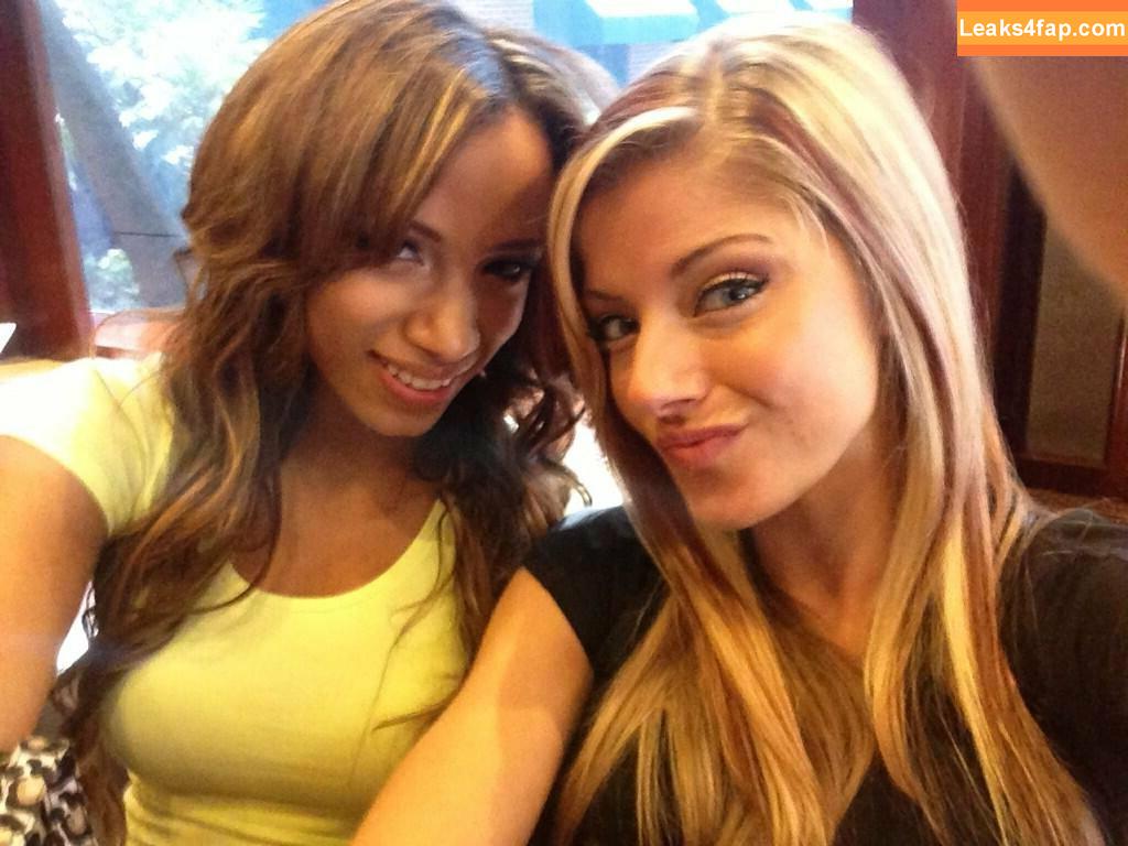 Alexa Bliss / WWE / alexa_bliss_wwe_ / alexafansite слитое фото фото #0128