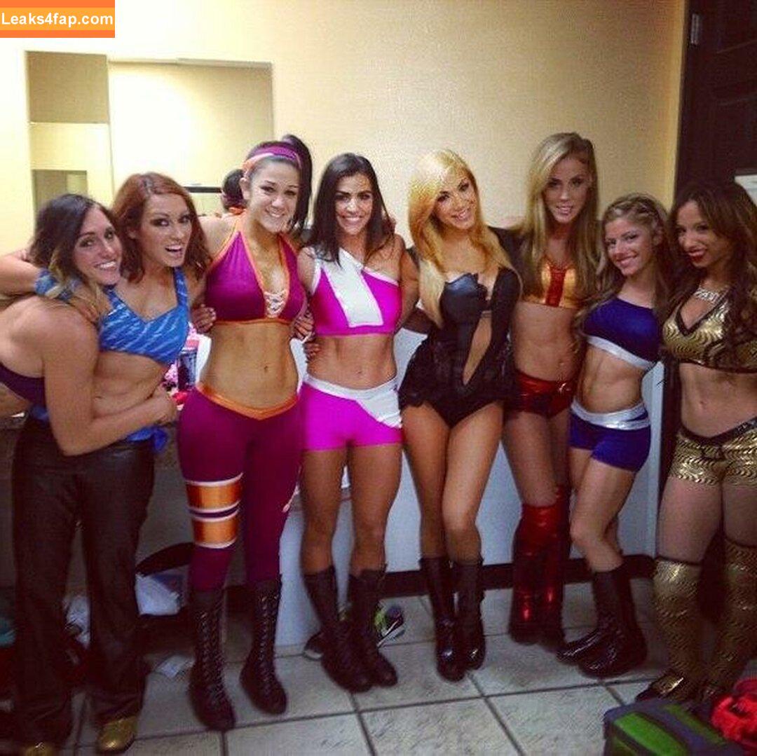Alexa Bliss / WWE / alexa_bliss_wwe_ / alexafansite слитое фото фото #0130