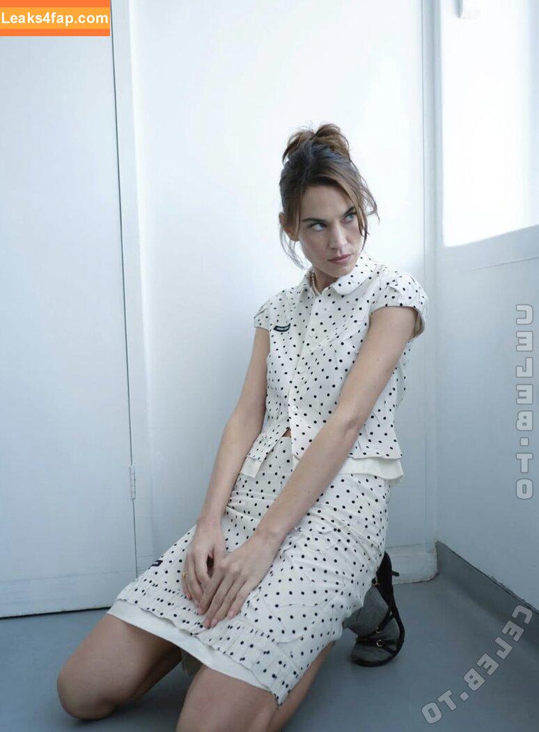 Alexa Chung / alexachung / https: leaked photo photo #0055