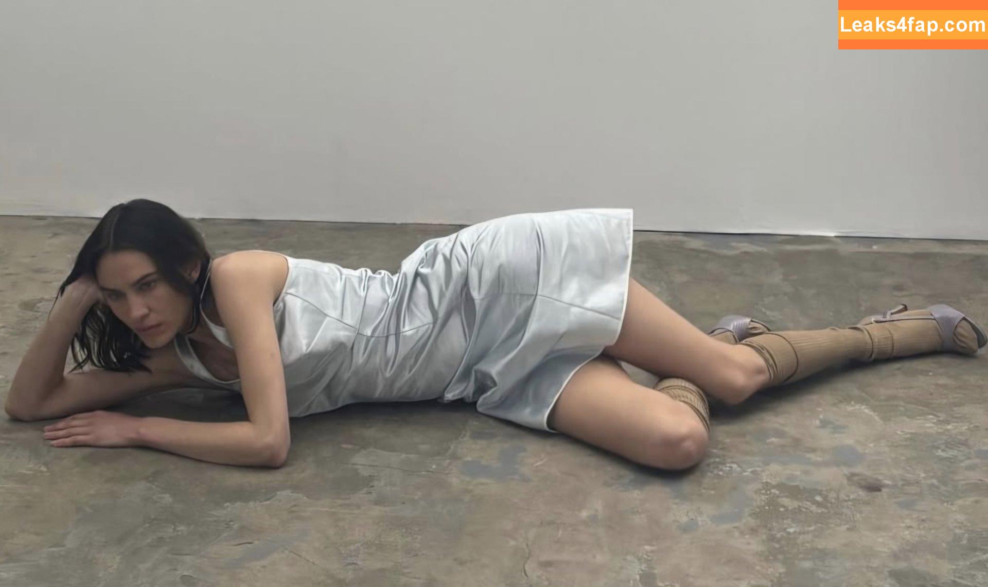 Alexa Chung / alexachung / https: leaked photo photo #0065