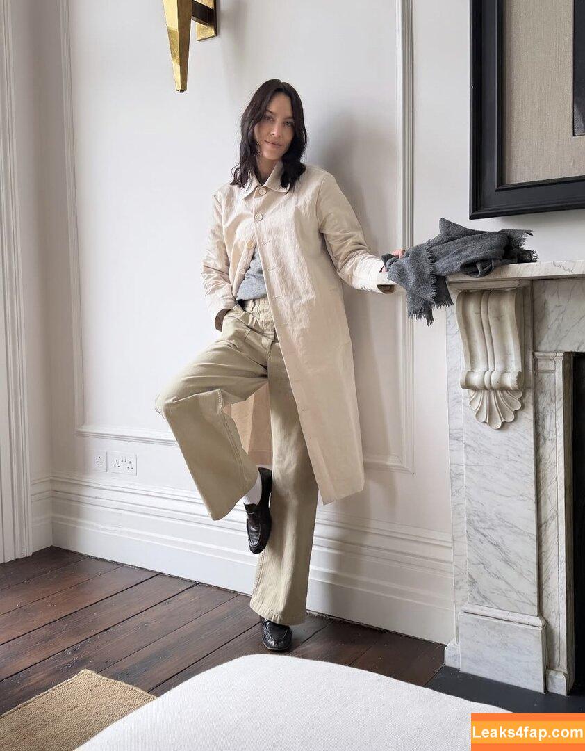 Alexa Chung / alexachung / https: leaked photo photo #0171