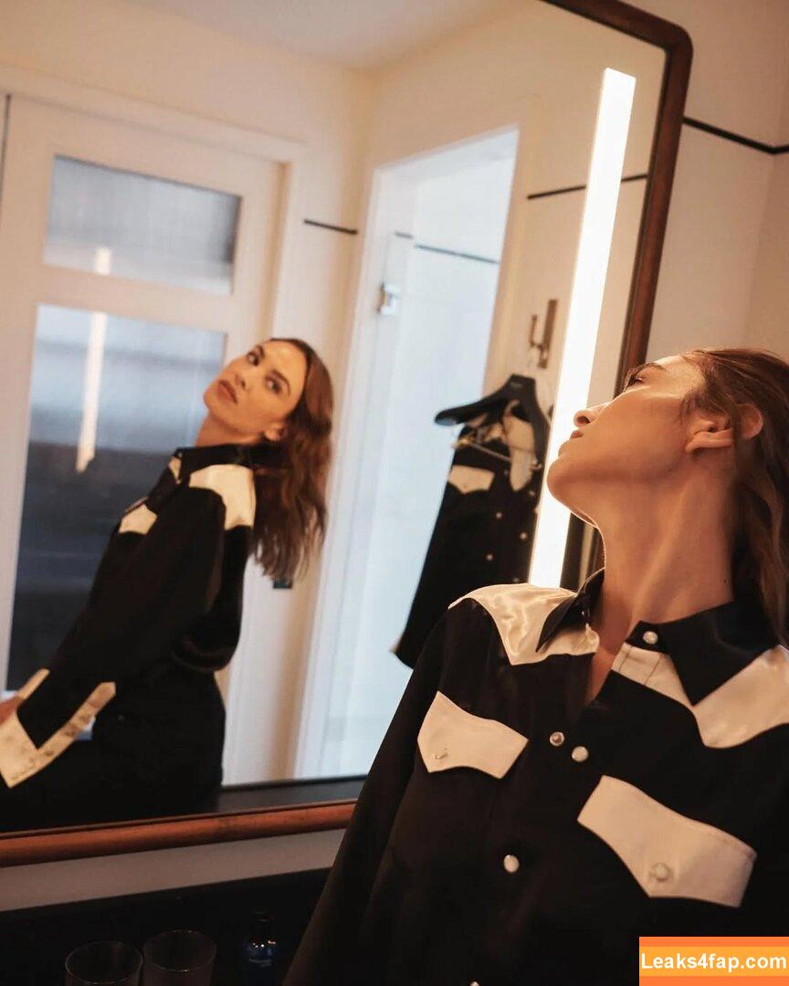 Alexa Chung / alexachung / https: leaked photo photo #0183