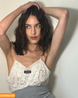 Alexa Chung photo #0050