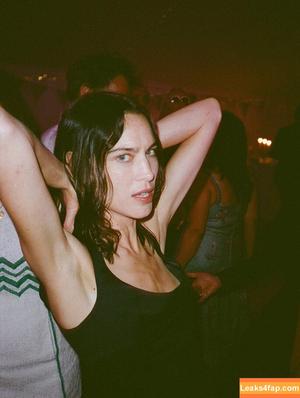 Alexa Chung photo #0051