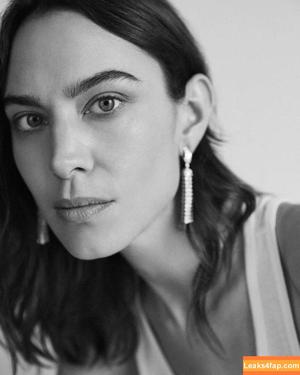 Alexa Chung photo #0180
